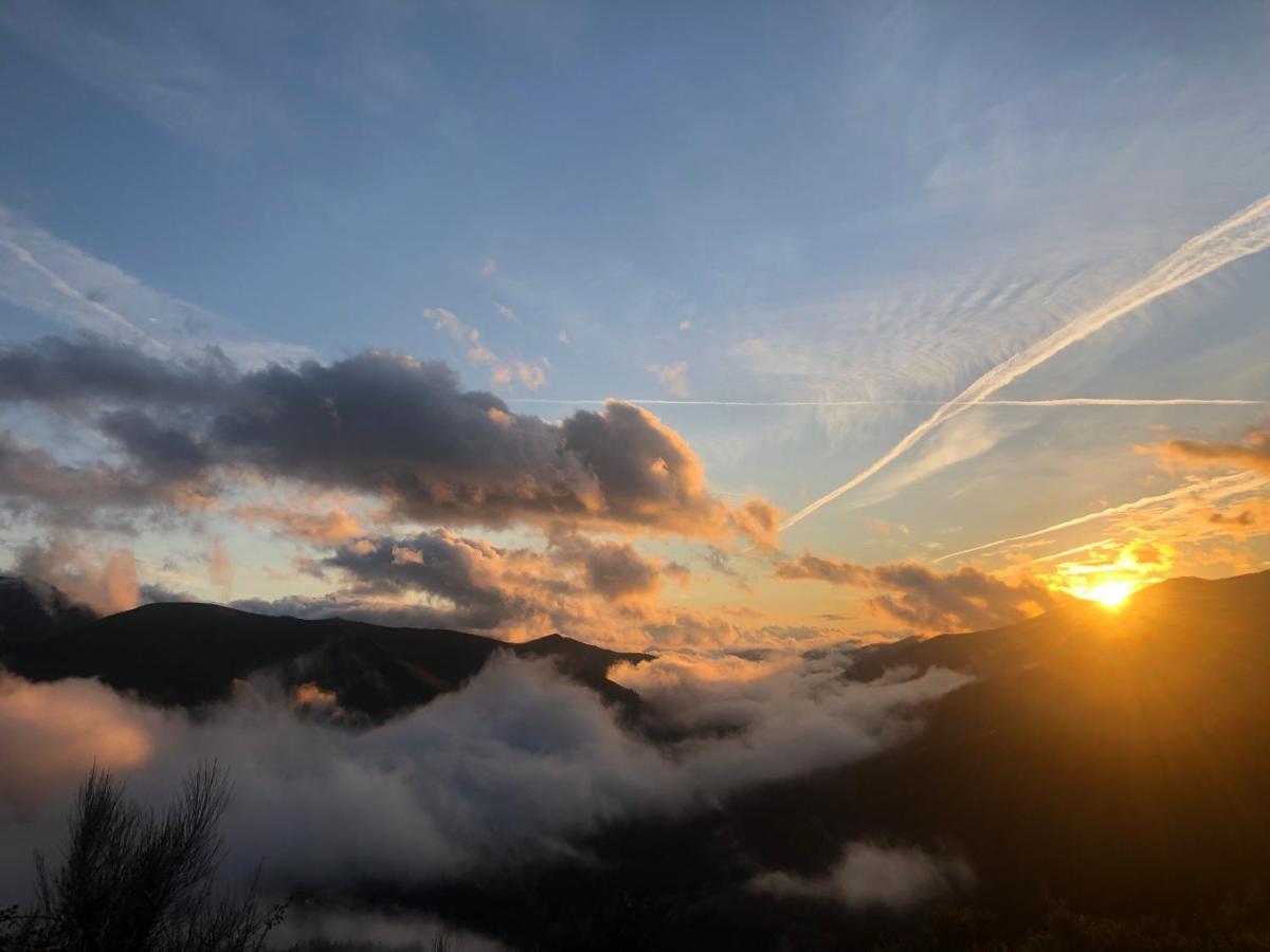 A Barreira -Lar Da Cima- Lägenhet Folgoso do Courel Exteriör bild